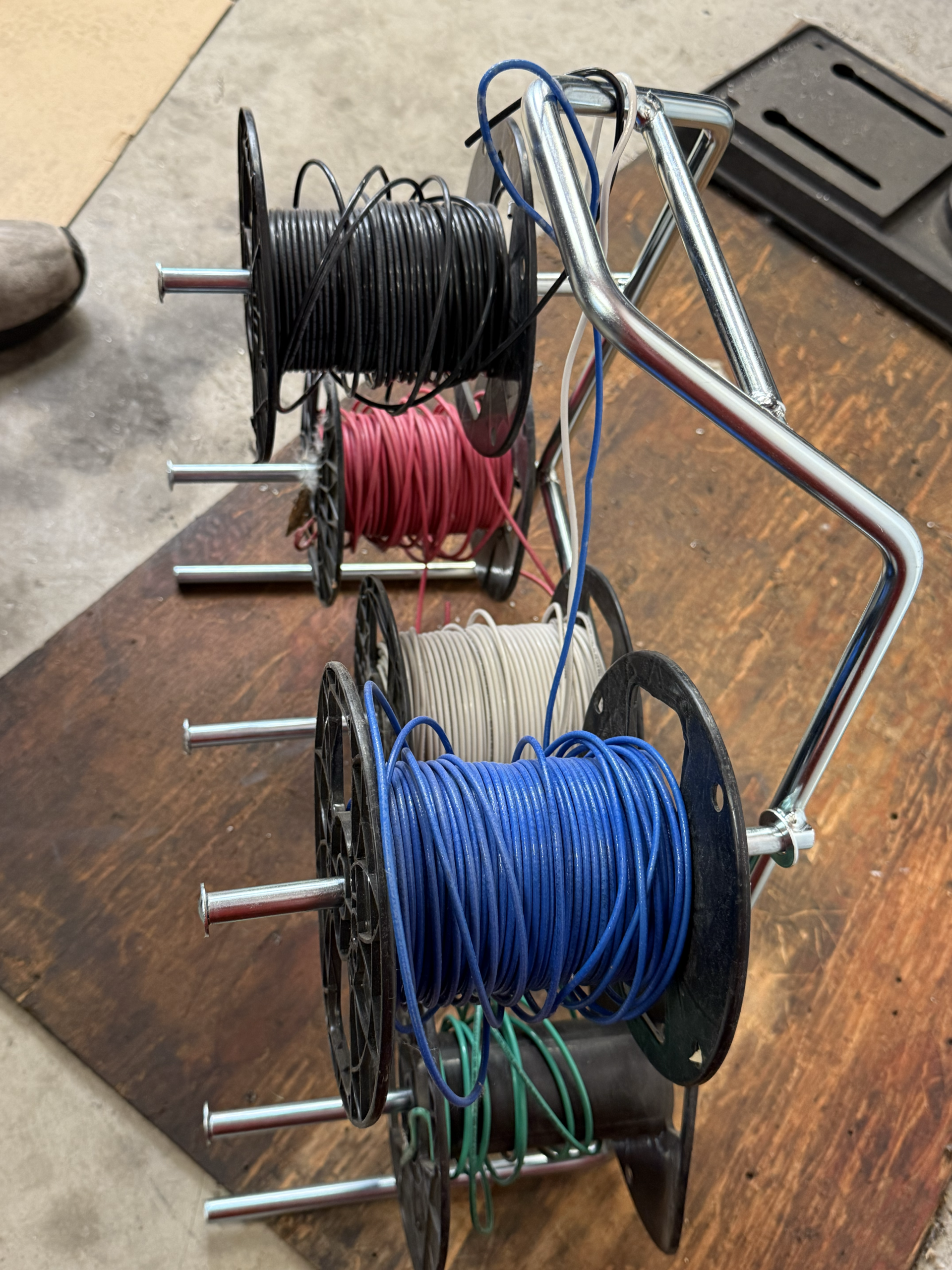 Wire Wheel® Hand Caddy - Image 4